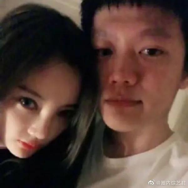把明星做成网红的两位女艺人