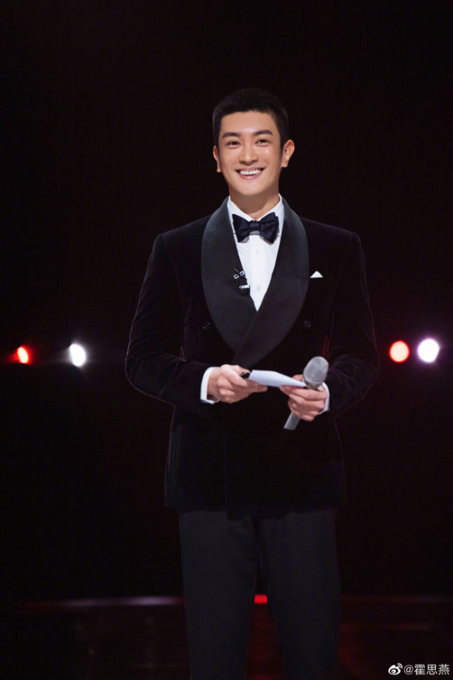 霍思燕和熊乃瑾素顏出鏡，披頭散發不惜扮醜，杜江火速上線表白