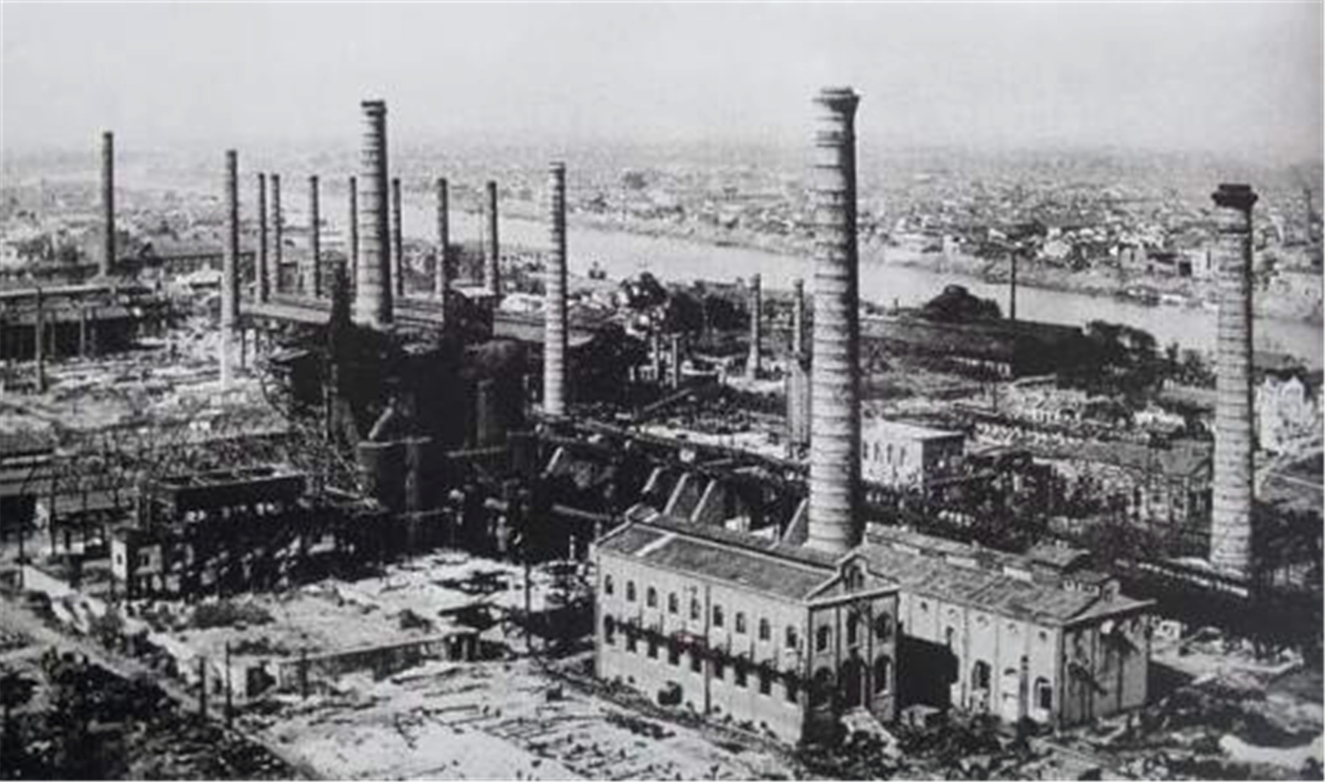 中国唯一还在用的清朝钢轨，至今不生锈，专家