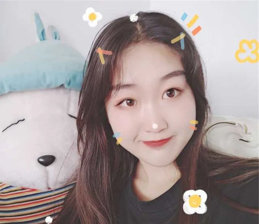 女兵入伍前后变化太大！网友：不一样的美，限