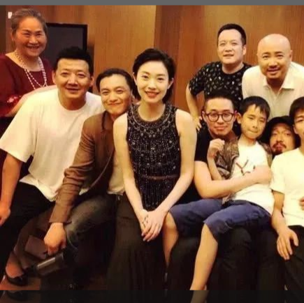从“浙江一姐”到“滚出主持界”，朱丹到底经