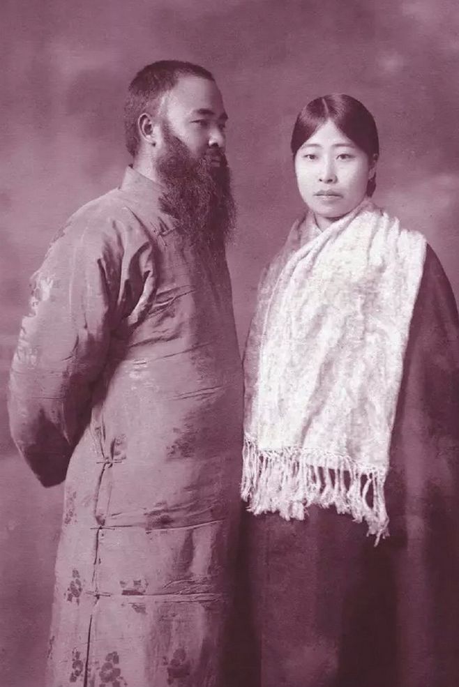 张大千：一妻三妾2个情人2个知己50岁娶女儿同学