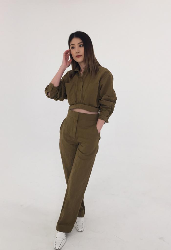 陈慧琳真够奔放，连“隐形裤”也敢穿上台，搭