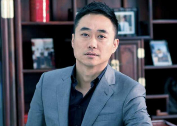 漯河新首富：小县城出身，靠自己赚645亿，却大方跟哥哥一起平分