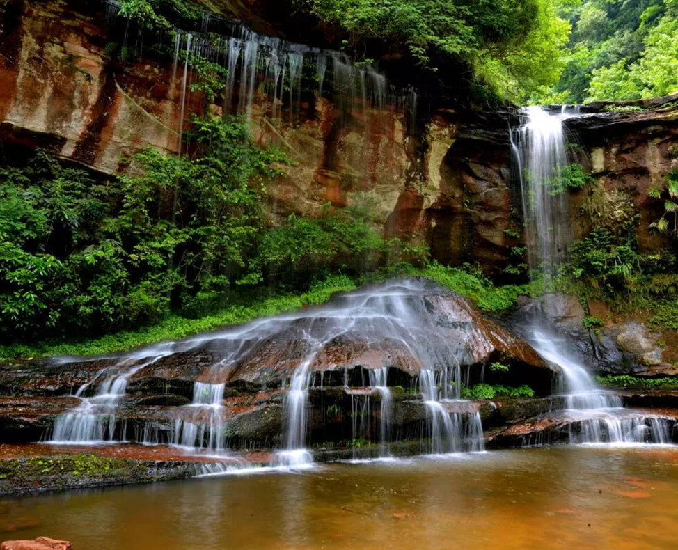 重庆人会买避暑房吗？有人住着不想回城里，有人却想直接卖掉