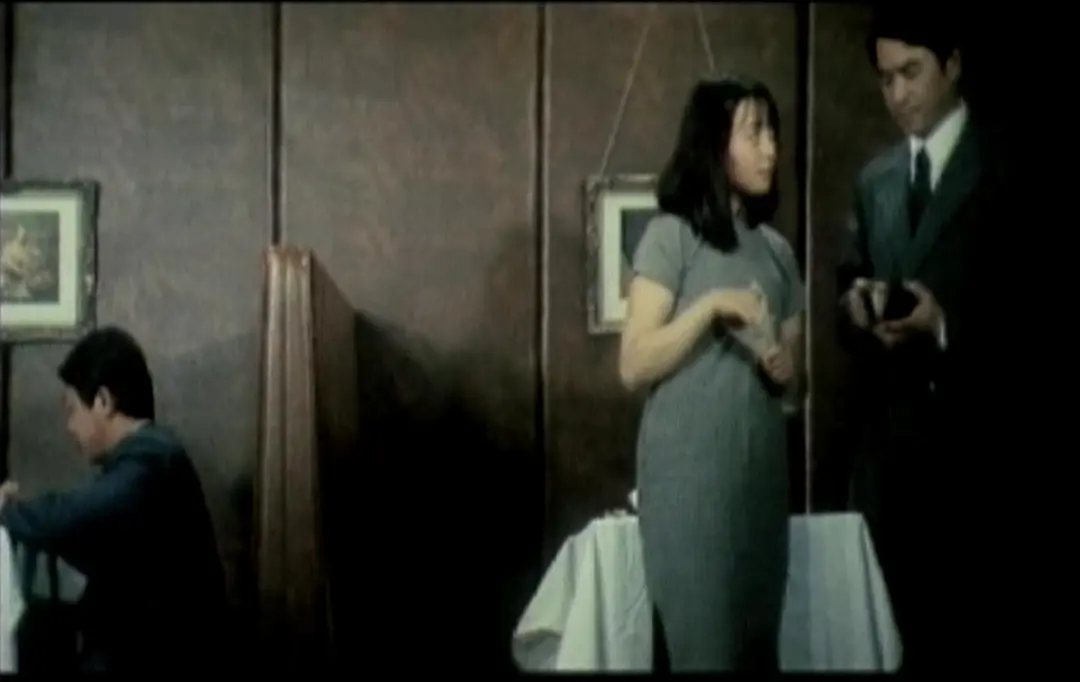 1986年,宋丹丹大尺度出演暗娼,揭开旧时代女性的堕落隐痛