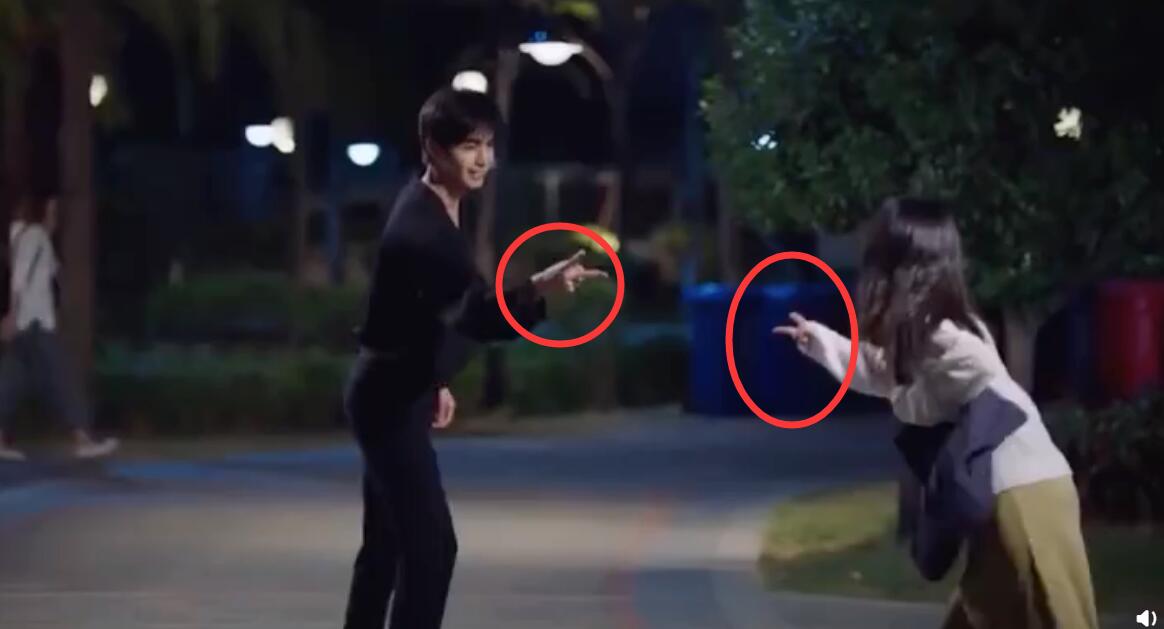 尖尖|家人：凌霄尖尖玩游戏回家画面巨甜 陈婷母女回国尖尖下意识举动惹人疼