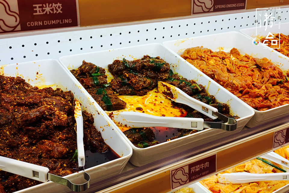 重庆49元麻辣烫测评：9荤8素，超乎想象，2个人都吃撑了