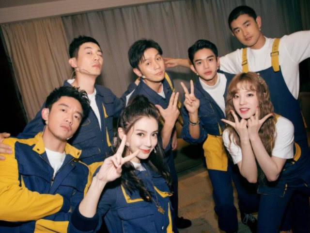 都以为综艺赚钱快又轻松，但明星受伤可不在少