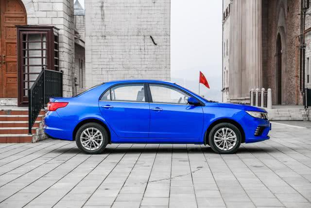 5.99万上自动挡，10年开不坏，出了名的省油耐操