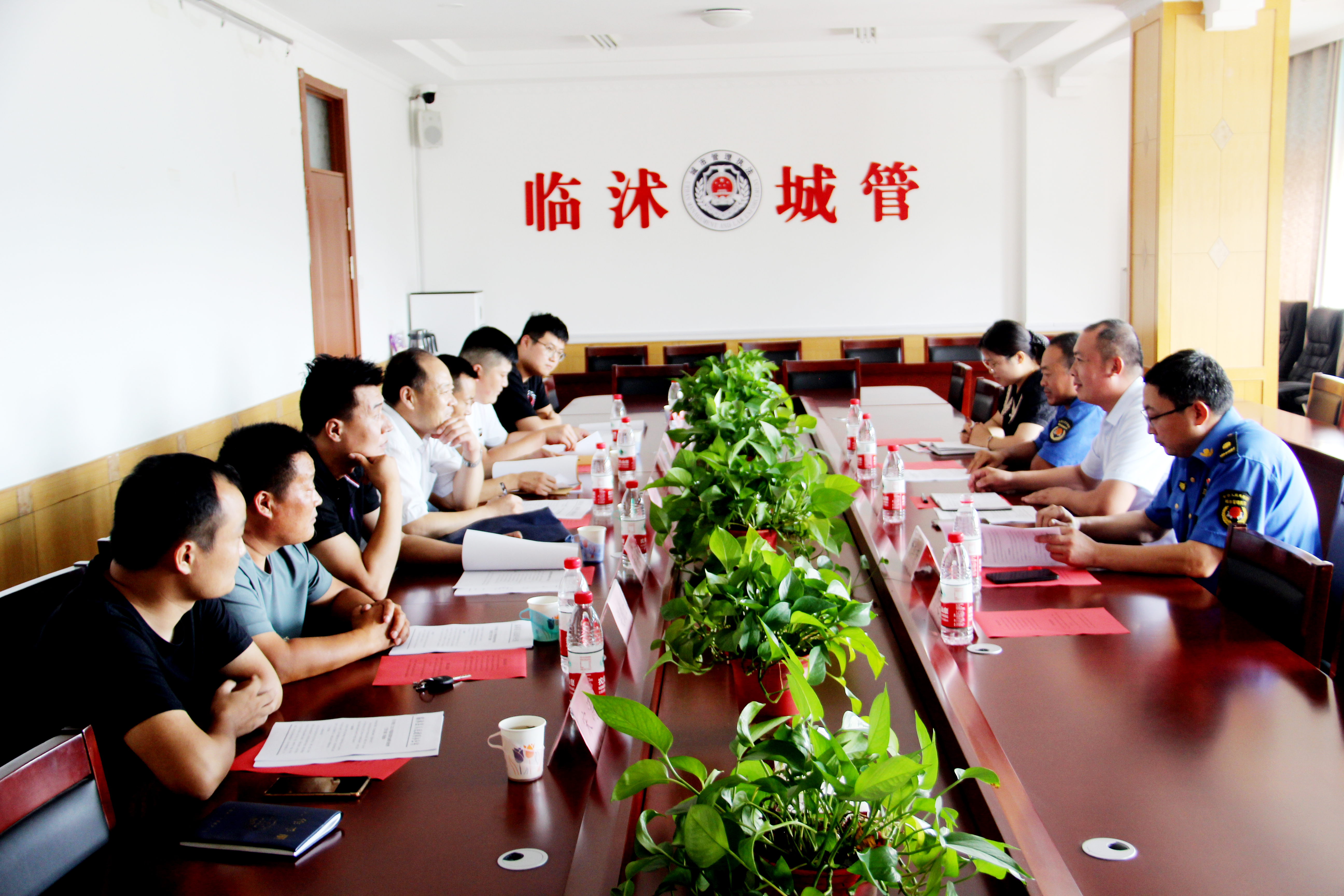 兰陵县综合行政执法局来临沭县交流学习城市管理工作