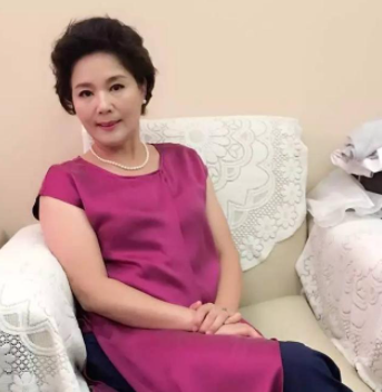 《渴望》剧组30年再聚首：她9次错过刘慧芳，才