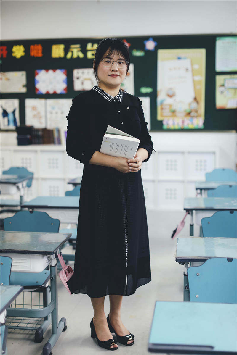 理解孩子的同伴世界：一个小学班主任的教育实践