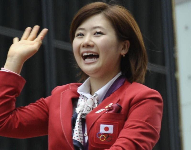 请放过福原爱！她只是做了多数人想做，而又没