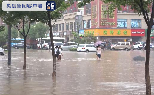 놀이터 토토, Hubei : 폭우가 많은 부서를 때리며 물을 배수하기 위해 서두르기 위해 함께 일합니다