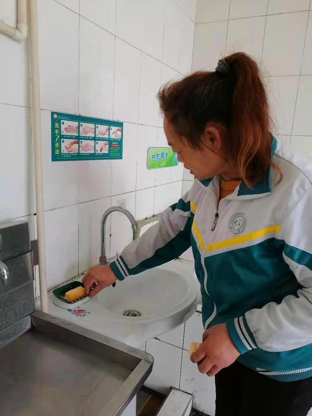 成都市双流区金桥小学丨奋进牛年 犇向未来