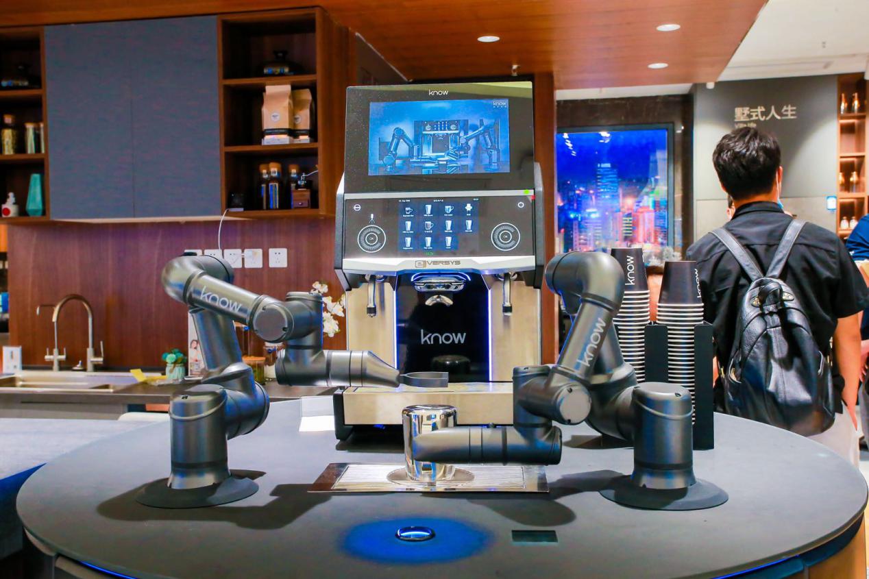 机器人为您做咖啡？三翼鸟厨房：5分钟一道菜，90秒一杯咖啡
