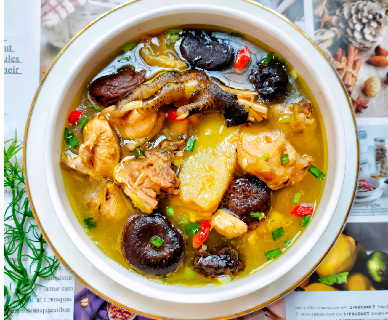 鸡肉和它一起炖，色香味俱全，吃一口就停不下来