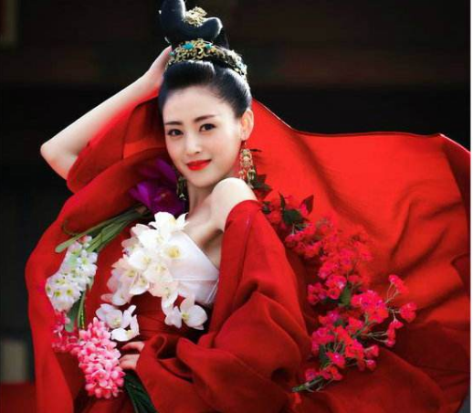 时尚，时尚，最时尚，张天爱微博传授东北军大