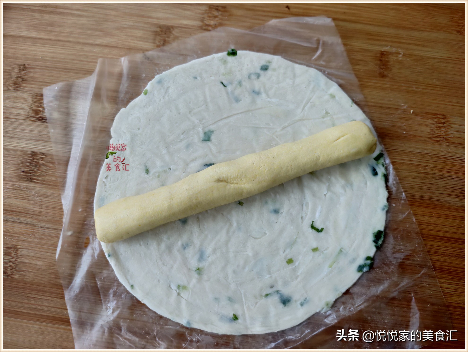 吃了30多年南瓜饼，头次这样做，葱香十足外酥里糯，好吃不油腻