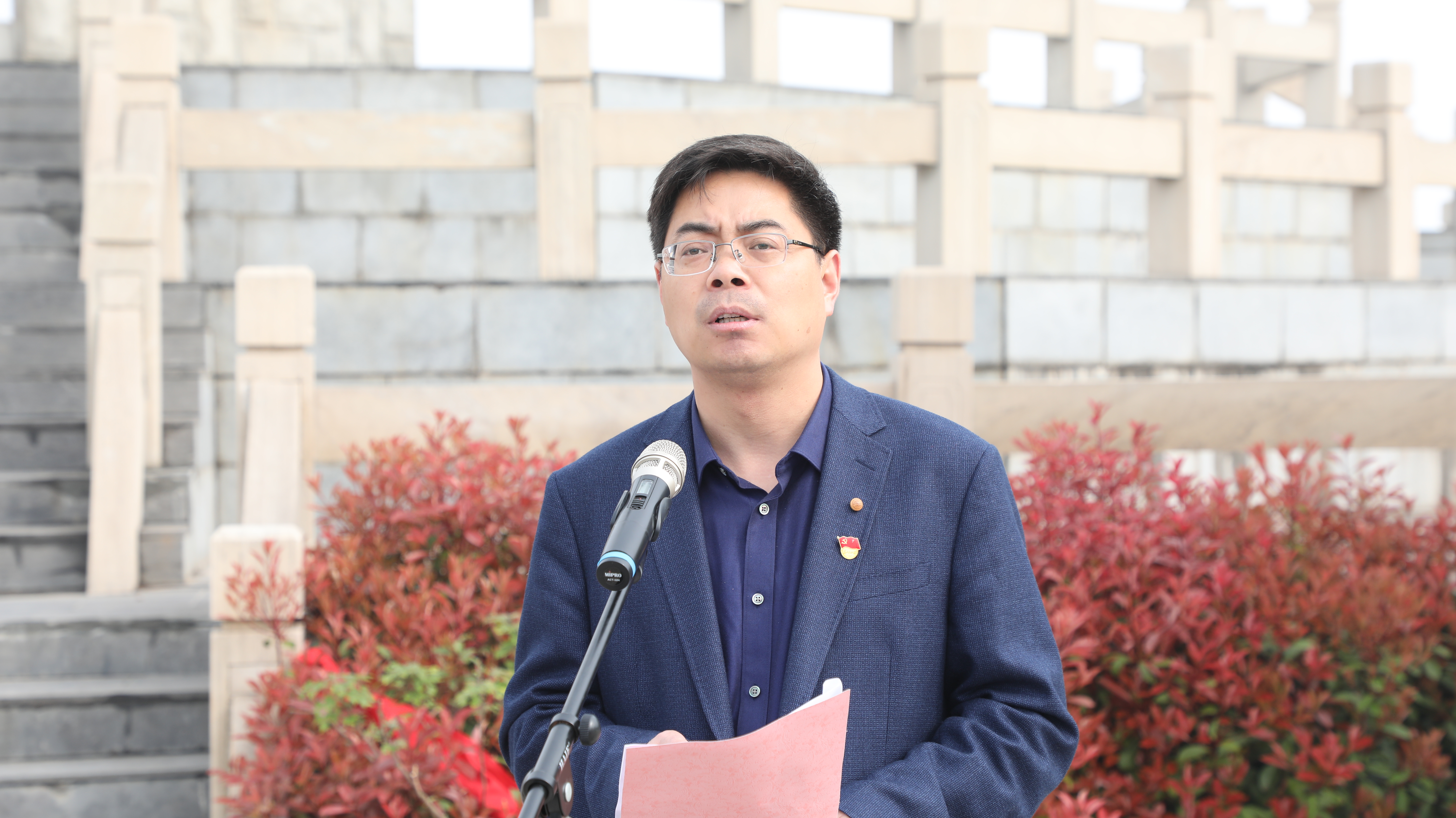 荥阳市广武镇学党史办实事保护母亲河