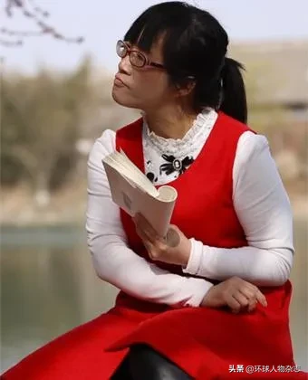 她是泼妇也是诗人，“放荡诗人”余秀华脑瘫44年，却比你活得通透