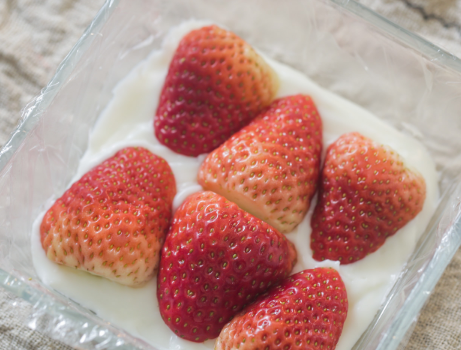 A milk 3 spoon are amylaceous, strawberry Xiaofang is fresh and tender and icy, can become a success, the family is necessary