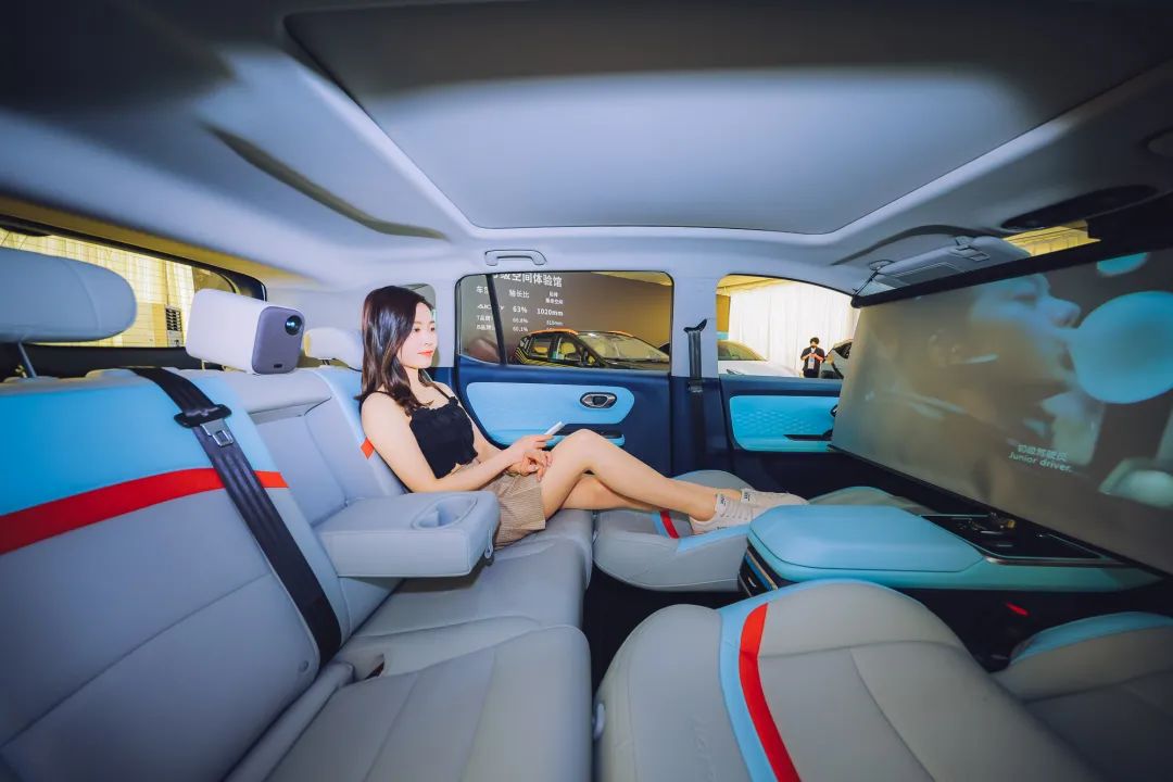 安全+智能+大空间，这台10万出头的电动车城市代步完美