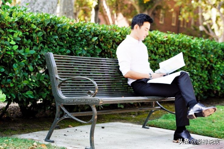 《江山如此多娇》撞上《山海情》，四个细节一