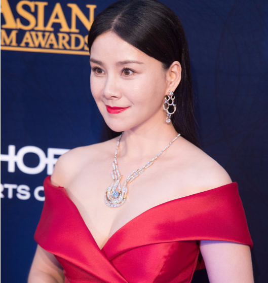 Chen Kun exposure of doubt of amour of 19 years old of sons, cummer chin is alike in spirit Zhou Xun, strange mother status is to confuse up to now