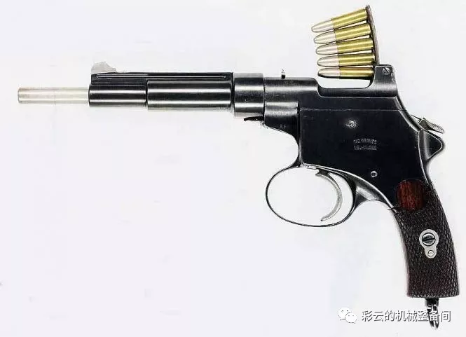 威廉二世的小玩具——采用枪管前冲原理的施瓦茨洛泽M1909手枪