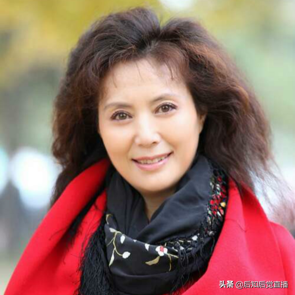 如今低调幸福的国家一级演员温玉娟，精彩照片欣赏