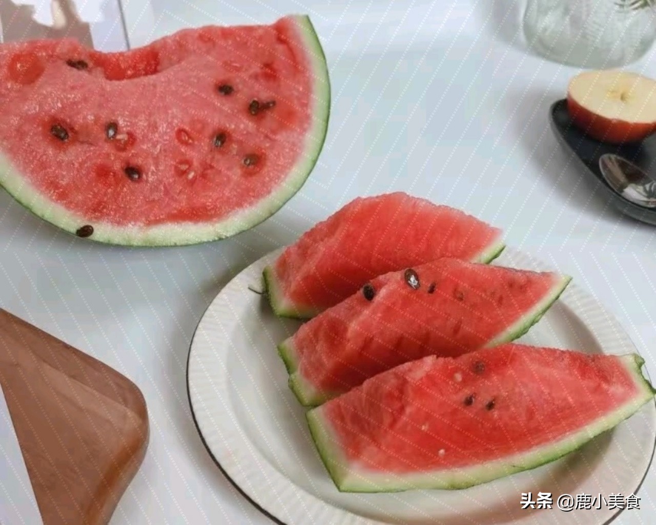 西瓜甜不甜，看4個地方！ 一挑一個準，老瓜農的竅門太管用了