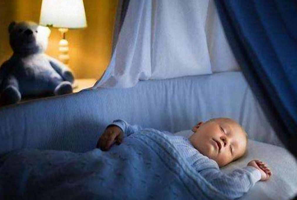 老人常说的"孩子衣服不能在外过夜"，不是迷信，是有科学道理的