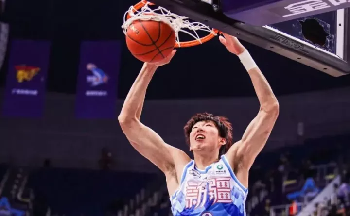CBA夏季自由市场现大鱼，周琦被新疆牢牢套住，浙江核心暗示离队