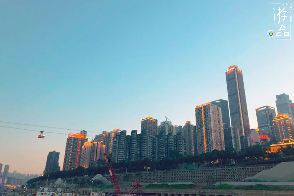 重庆两江游避坑指南：从购票选择到登船占位，每个环节都必须注意