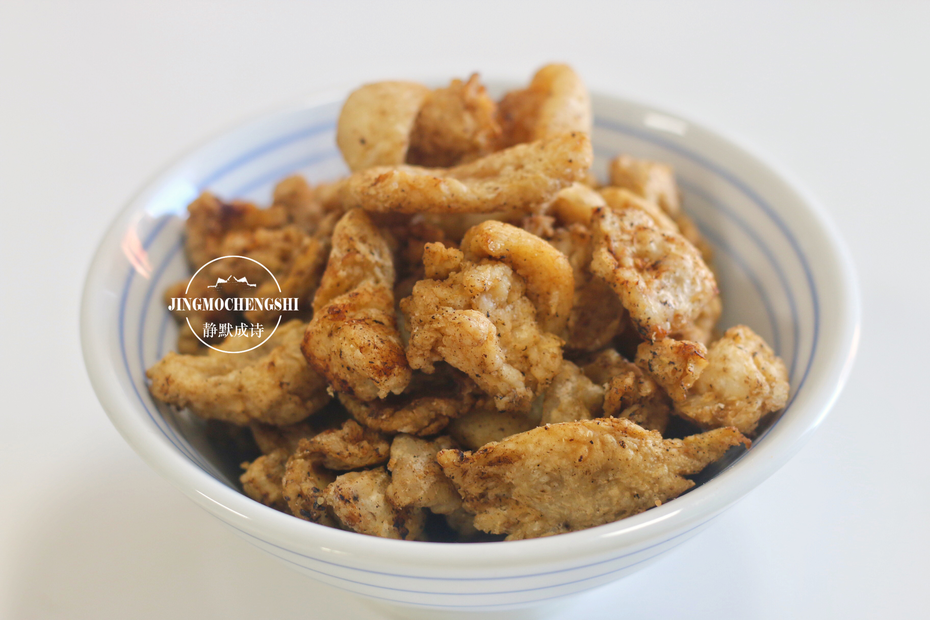 你吃過用油渣兒做的大包子嗎？ 真香！ 平時吃一個現在吃倆