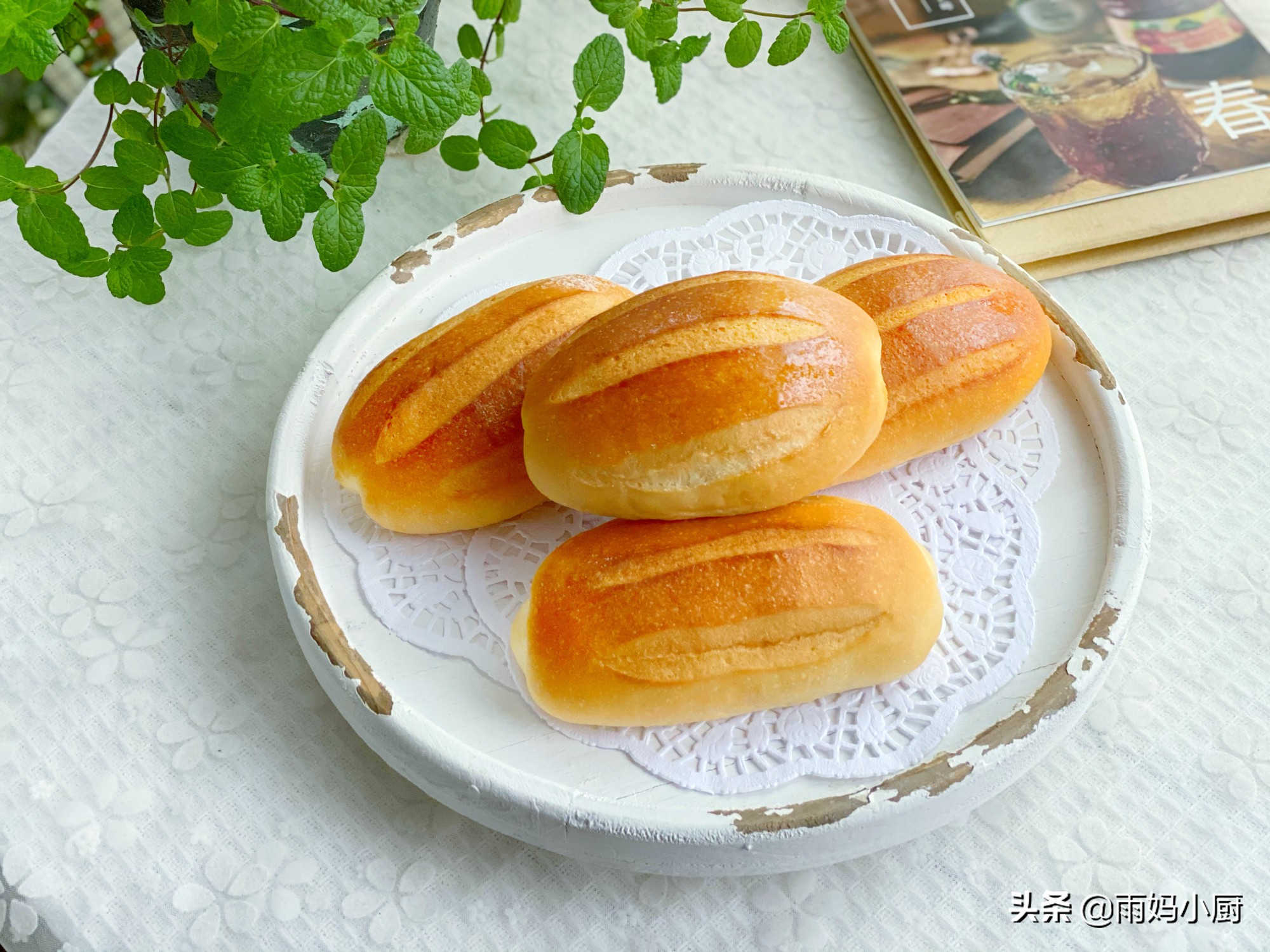 春天愛吃的早餐，奶香濃郁的牛奶哈斯早餐包，香氣四溢又鬆軟