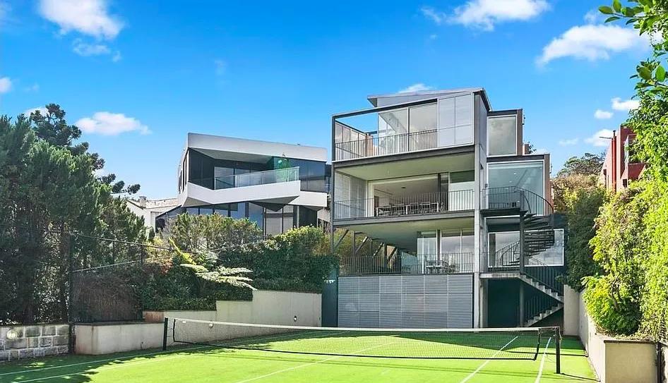 20多岁华人夫妇以创纪录价格拍下澳洲顶级豪宅，买完就拆