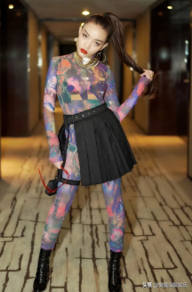    of rancorring Ding Tai of the anger in VAVA program, obtain the actor such as Meng Jia to support! Ding Tai    be ashamed into anger