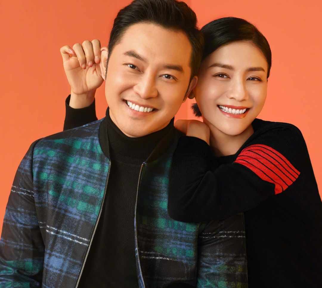 沙溢父子三人游海底世界，安吉身高已到父亲肩膀，享受父子独处