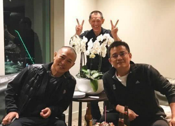李连杰大火后，请大哥做助理年薪120万，为啥二