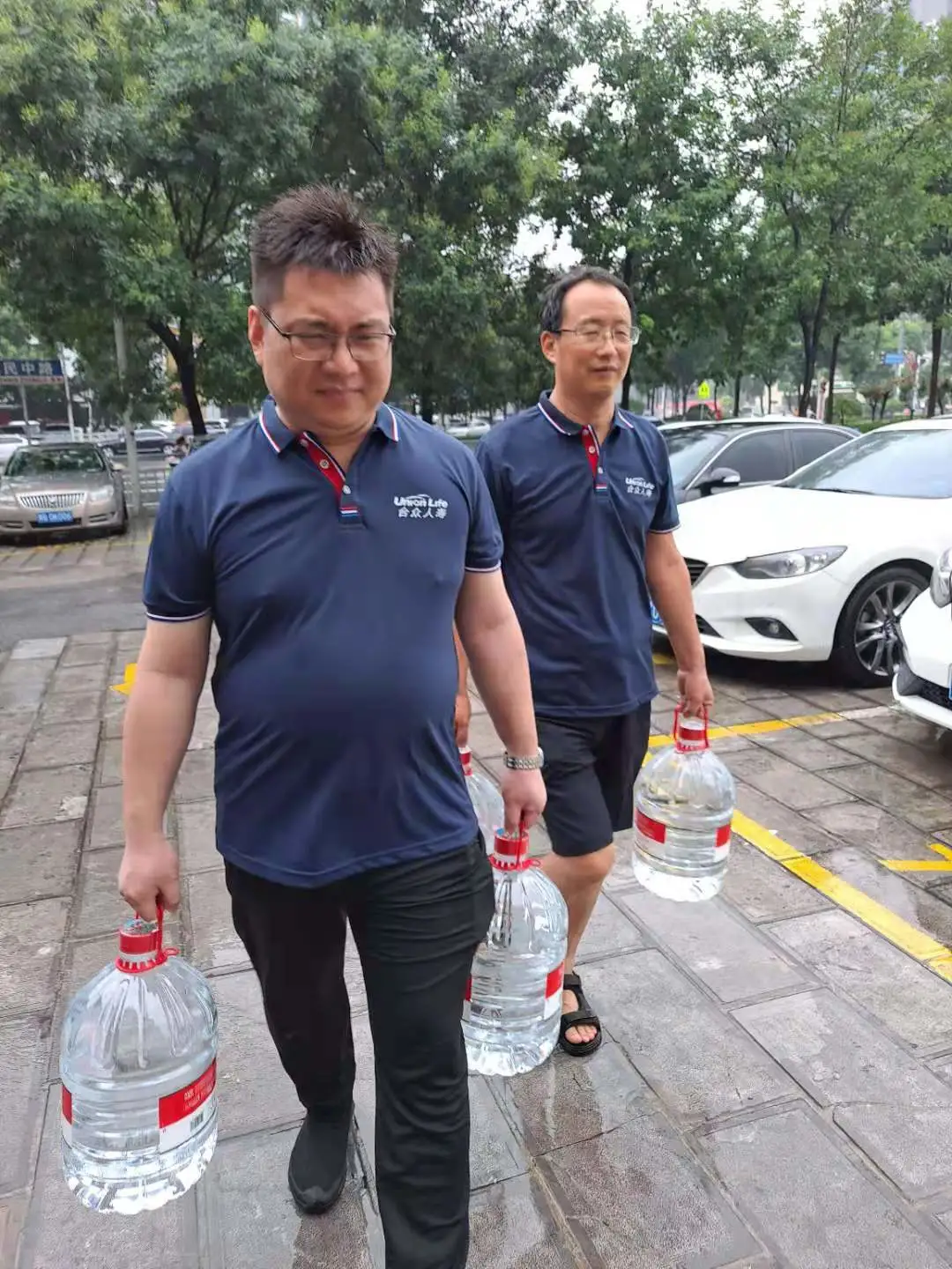河南挺住，合众和你在一起