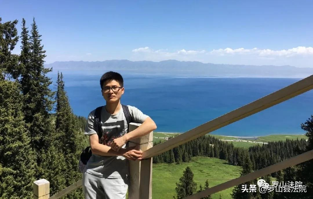 身边的榜样 | 李波:笔尖下的法治梦