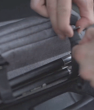 冬天背包太笨重？几何设计的斜挎包巨能装，全球众筹超1600万