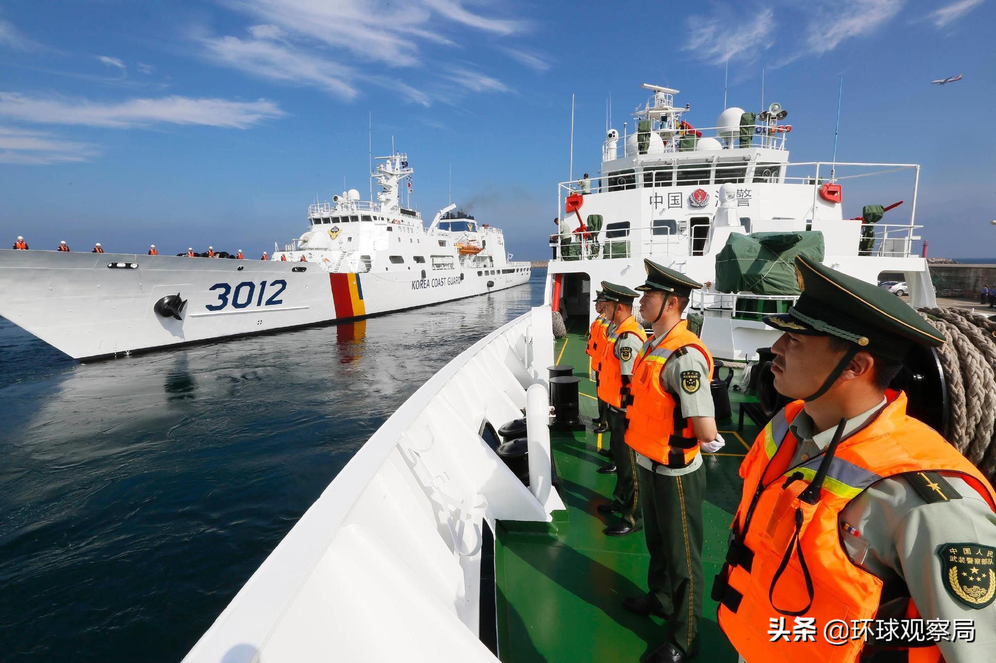 中国允许海警用武器后，日媒暗示动武，美国却