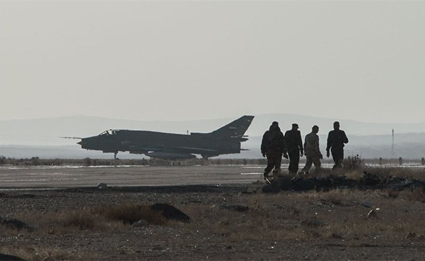 以军突然开火，土军猛烈炮击，俄叙两面受敌，