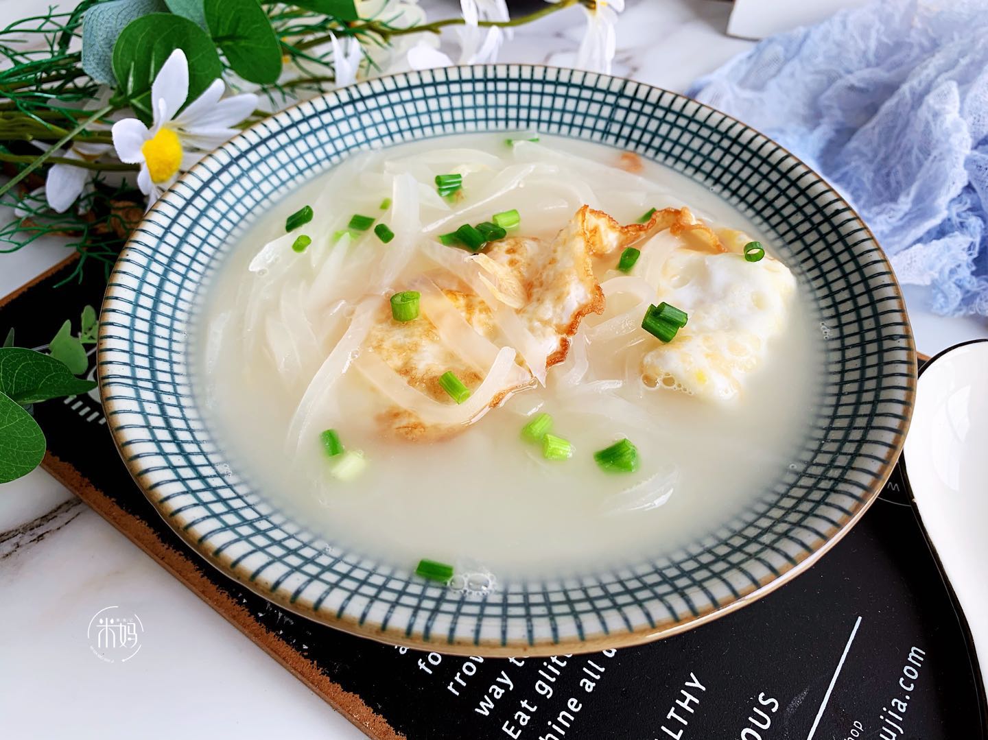 图片[3]-白萝卜虾皮鸡蛋汤做法步骤图 又鲜又香夏天离不开的美味-起舞食谱网