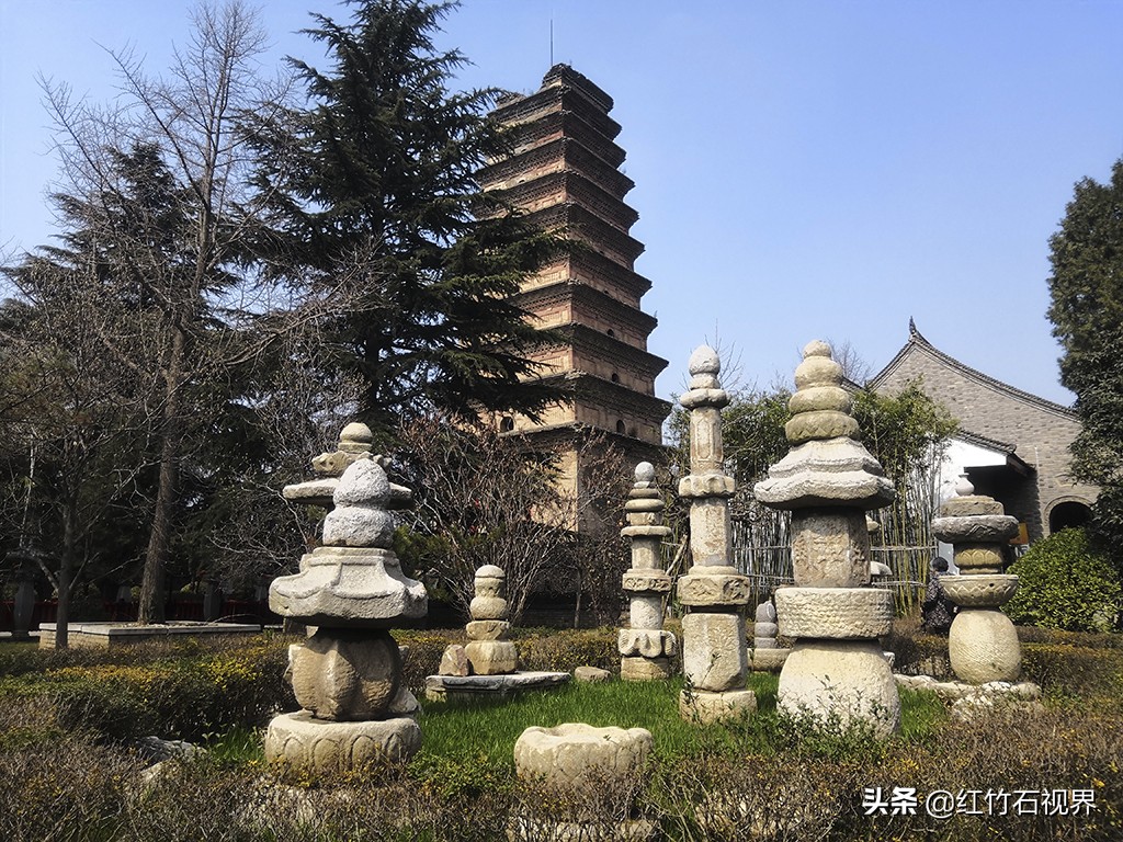 这座寺院建于唐代很神奇，贪官参拜就落马，日本净土宗认其为祖庭