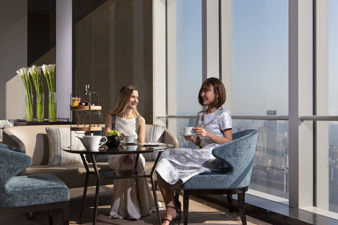 重庆尼依格罗酒店携手法儿曼推出联名下午茶